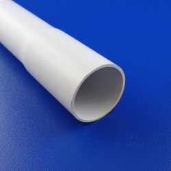 Rura sztywna biała 16 z kielichem dł. 2m